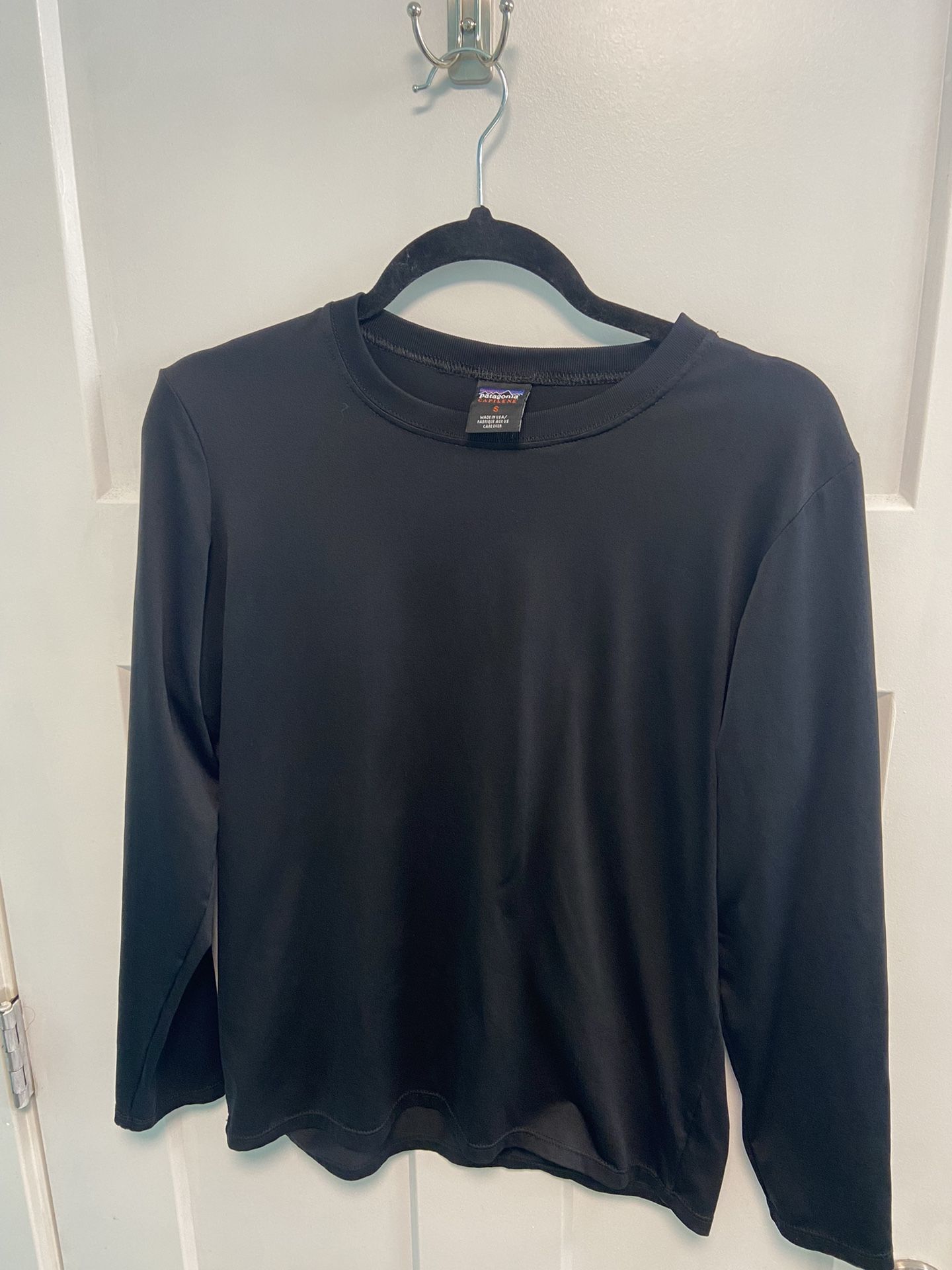 patagonia capilene long sleeve Small