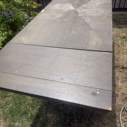 Free Table