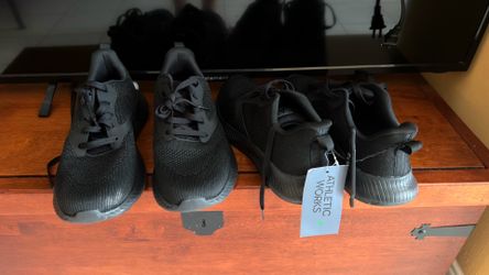 Brand New Black Men’s Sneakers – Size 9