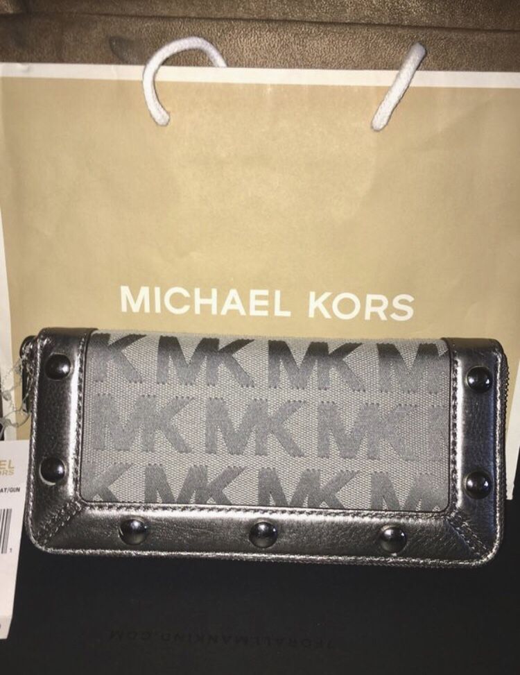 Authentic Michael Kors Wallet