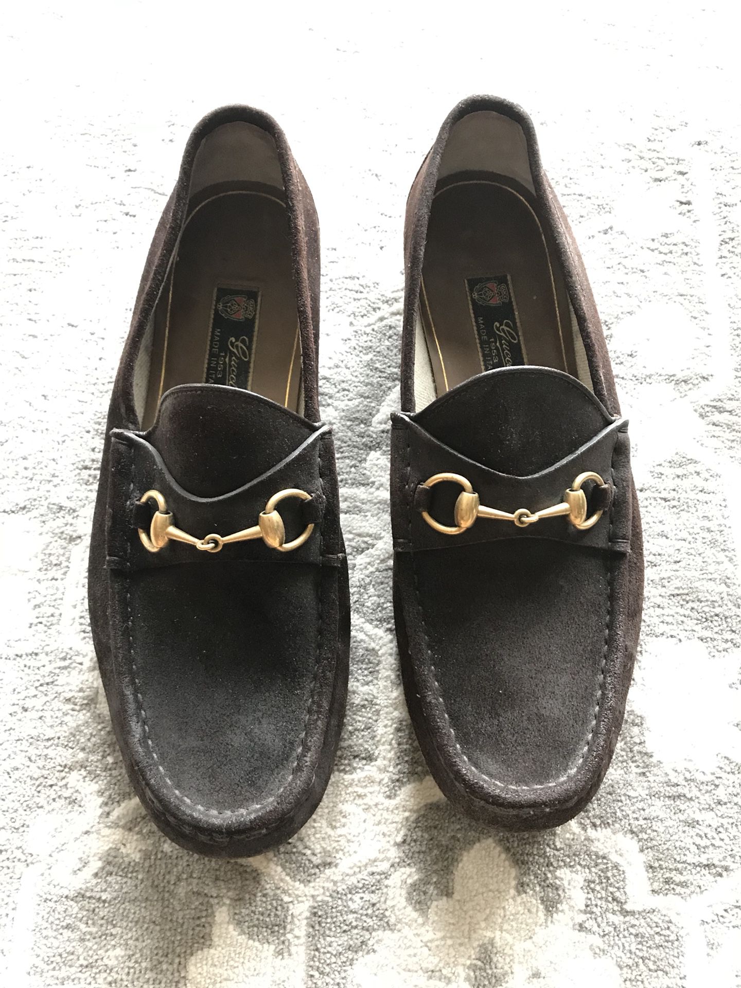 Udfyld bjælke hellig Genuine Gucci Suede Loafers (Men) for Sale in Chicago, IL - OfferUp