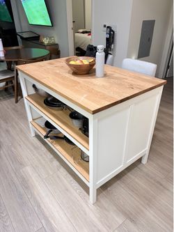 Kitchen Island