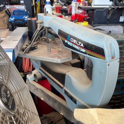 Delta Scroll Saw With Stand 