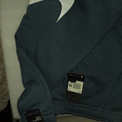 Men's XXL Standard Fit Fleece At Knee Shorts