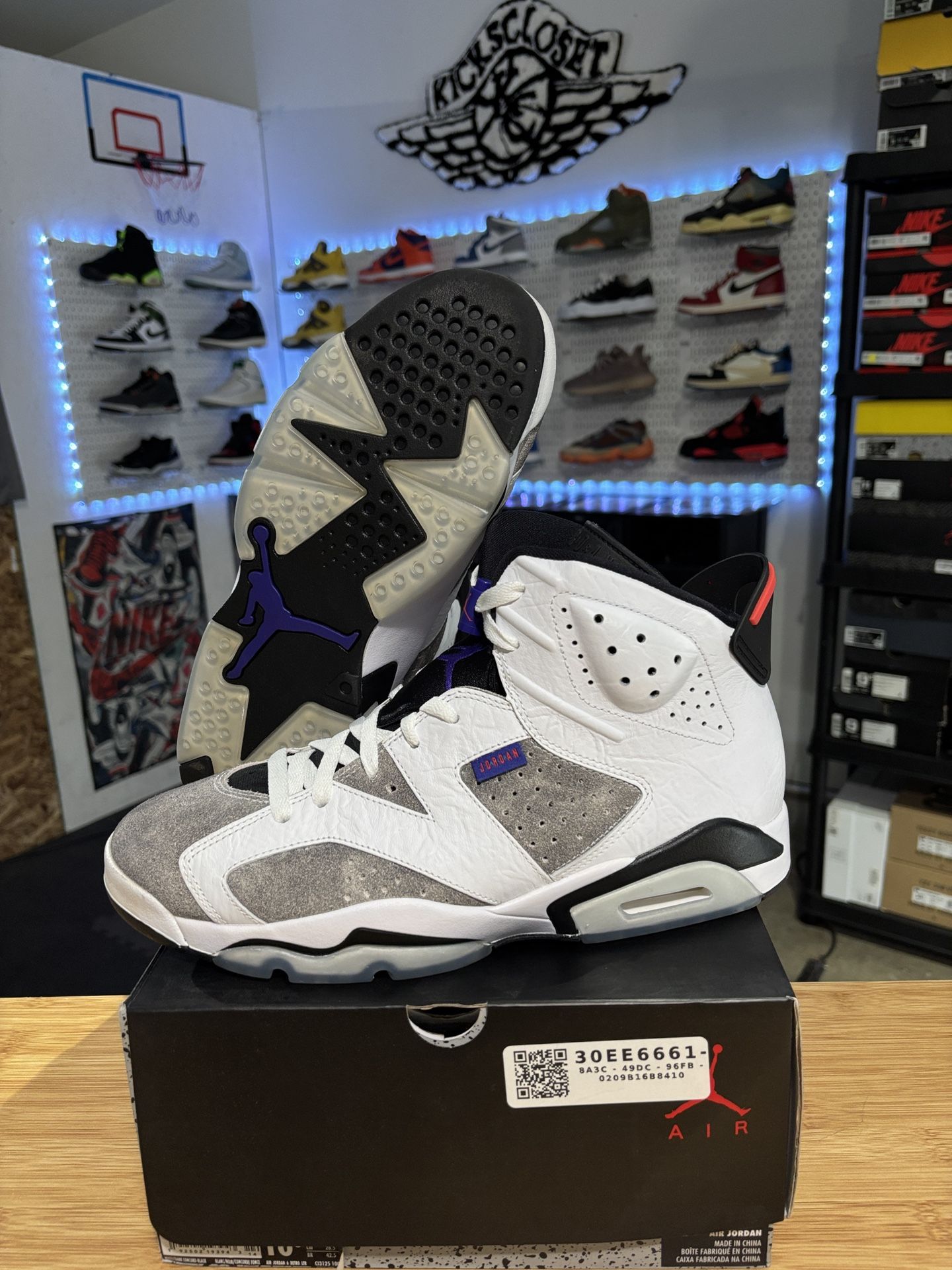 AIR JORDAN 6 RETRO “FLINT” SIZE 10.5