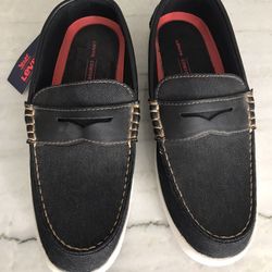 Levi’s Shoes Size 11