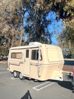 Bigfoot 19’ Travel Trailer