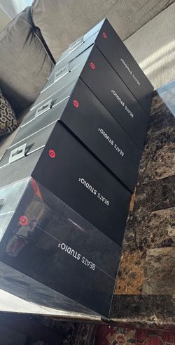 Beats Studio 3 Last Pair Left!!!
