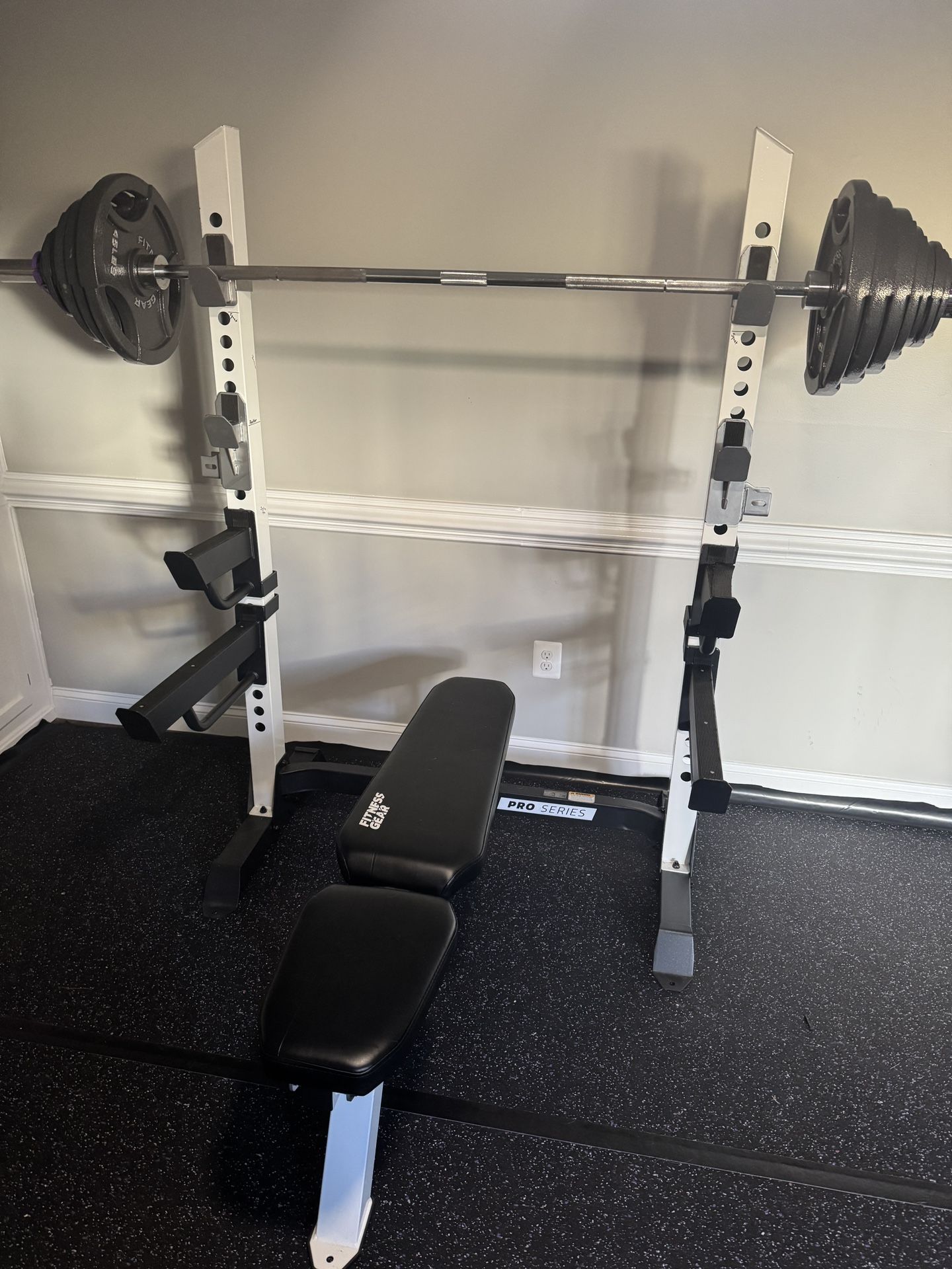 Fitness Gear Pro Series Bench and Plate Set 300lb Set