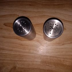 Salt And Pepper 