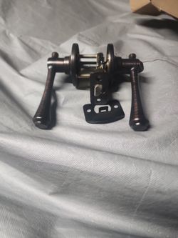 Bed & Bath Door Knob 