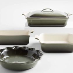 Le Creuset Heritage Thyme Stoneware Bakeware Set