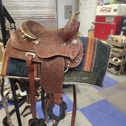 Kids Girl Horse Barrel Racing Saddle  W/ Mat