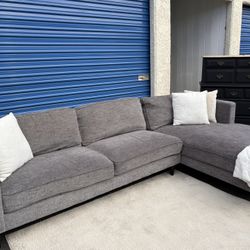Sectional Grey Couch 