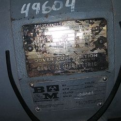 Motor grande trifasico de 25 caballos en muy buenas condiciones