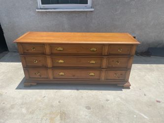 Delivery Available / Antique Drexel 9 Drawer Dresser