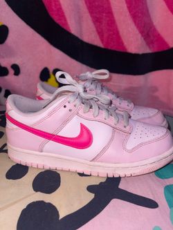 Pink dunks like new