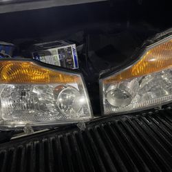 2012 Nissan Titan Headlights 