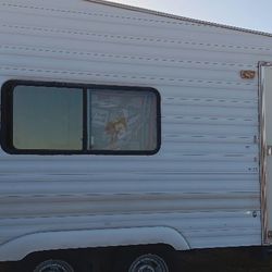 Weekend Warrior Toy Hauler 