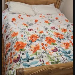 Wooden Queen Bedroom Set 3 Piece (Can Deliver)