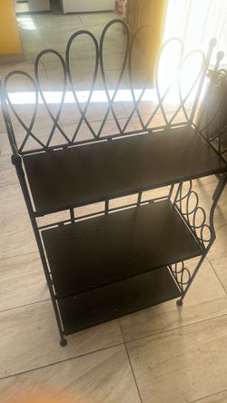 2 shelf’s