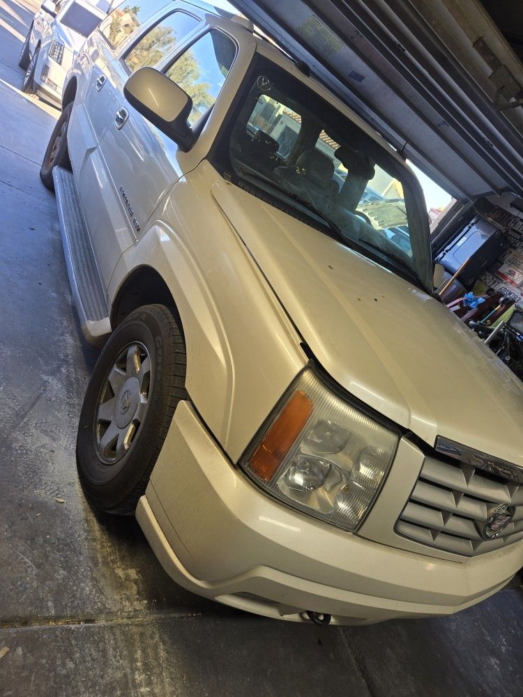 05 Escalade Cadillac Chevy 6.0 Parts