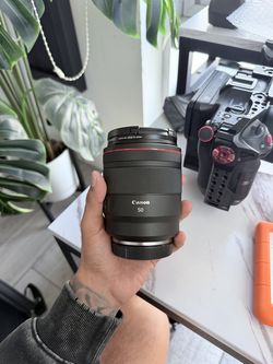 Canon RF 50mm f/1.2