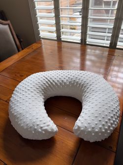 Nursing Pillow