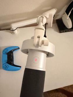 Fifine mic with stand