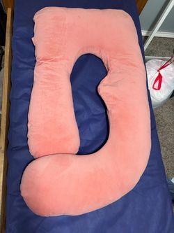 Pregnancy pillow