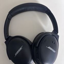 Bose Quietcomfort 45 Nose Cancelling Headphones