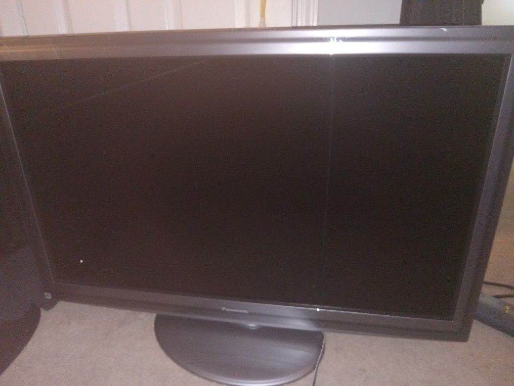 Panasonic Viera 42in LCD TV