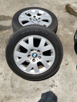 3 WHEELS AND TIRES BMW