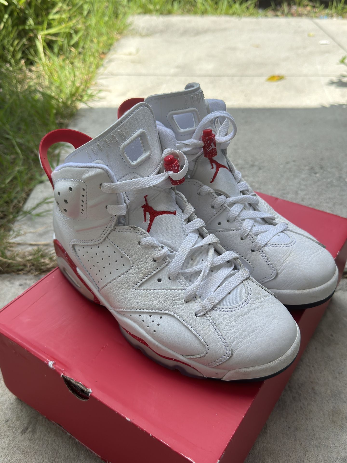 Air Jordan 6 Retro Red Oreo Mens Size 7  Multicolor Sneakers