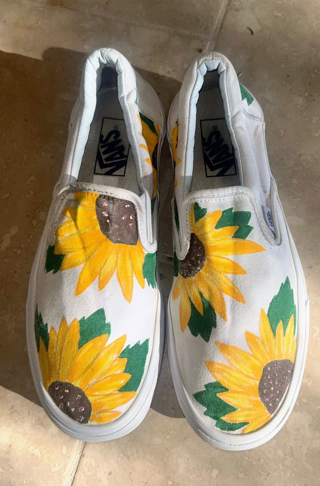 Women’s Vans Size 9, Preowned.