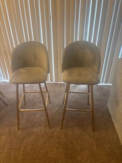 Set of 2 Velvet Gray Bar Stools with Gold Legs