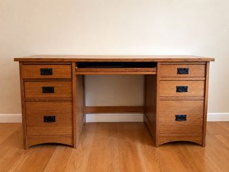 Solid Wood Desk – Good Condition