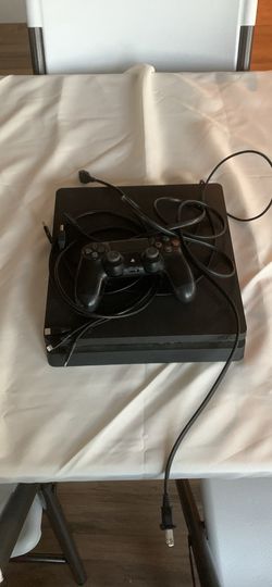 PS4 slim