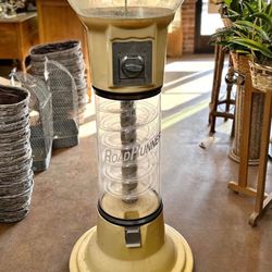 Vintage bubble Gum machine 10cent $75 