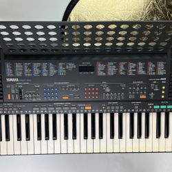 Used YAMAHA PSR-85 Full Size 61-key Keyboard with Power Supply  