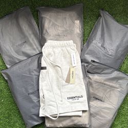 Essentials Shorts