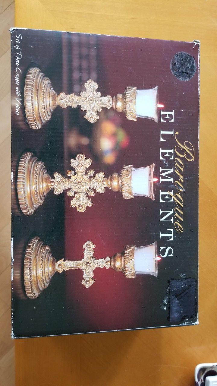 ***NEW*** Set of 3 candle holders
