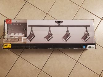 Bar 4- LED Light Track Bar Riel by " Globe "