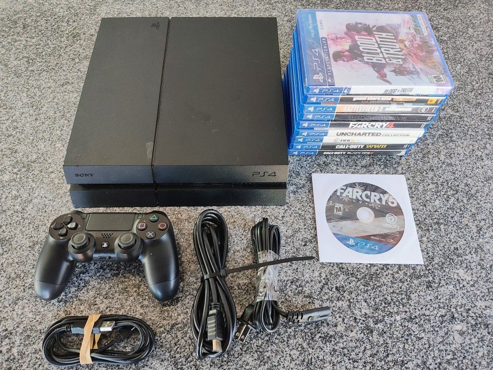 Sony PlayStation 4 Bundle - 500 GB With games
