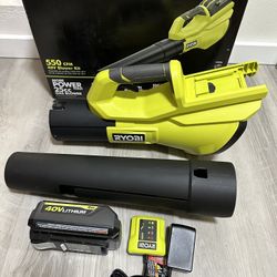 RYOBI 40V 120 MPH 550 CFM Cordless Battery Leaf Blower With 4.0 Ah Battery and Charger