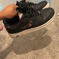 Nike Flower Design 