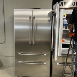 Thermador 42’ Built In Refrigerator 