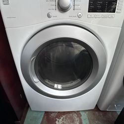 Kenmore Washer And Drier Set