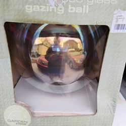 10" INDOOR /OUTDOOR Iridescent Clear Rainbow Glass  Gazing Ball