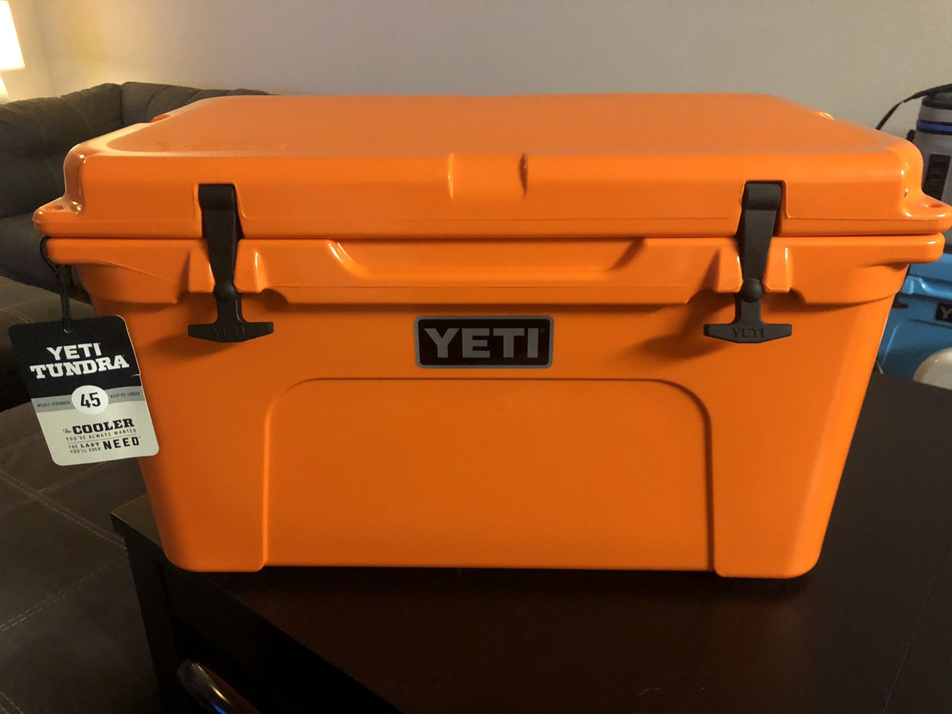 Yeti Roadie King Crab orange Cooler for Sale in Vacaville, CA - OfferUp